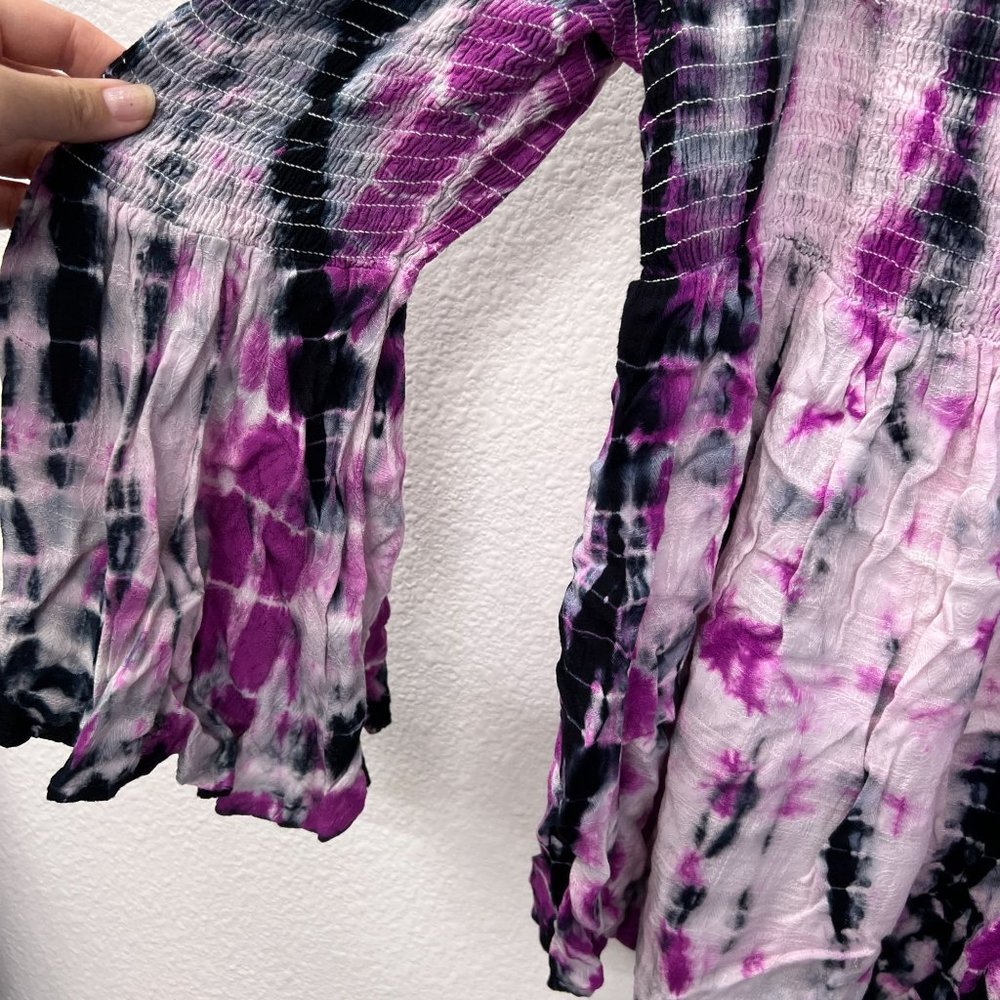 Torrid purple black tie dye cold shoulder smocked top strap top Size: 00 - Picture 4 of 7